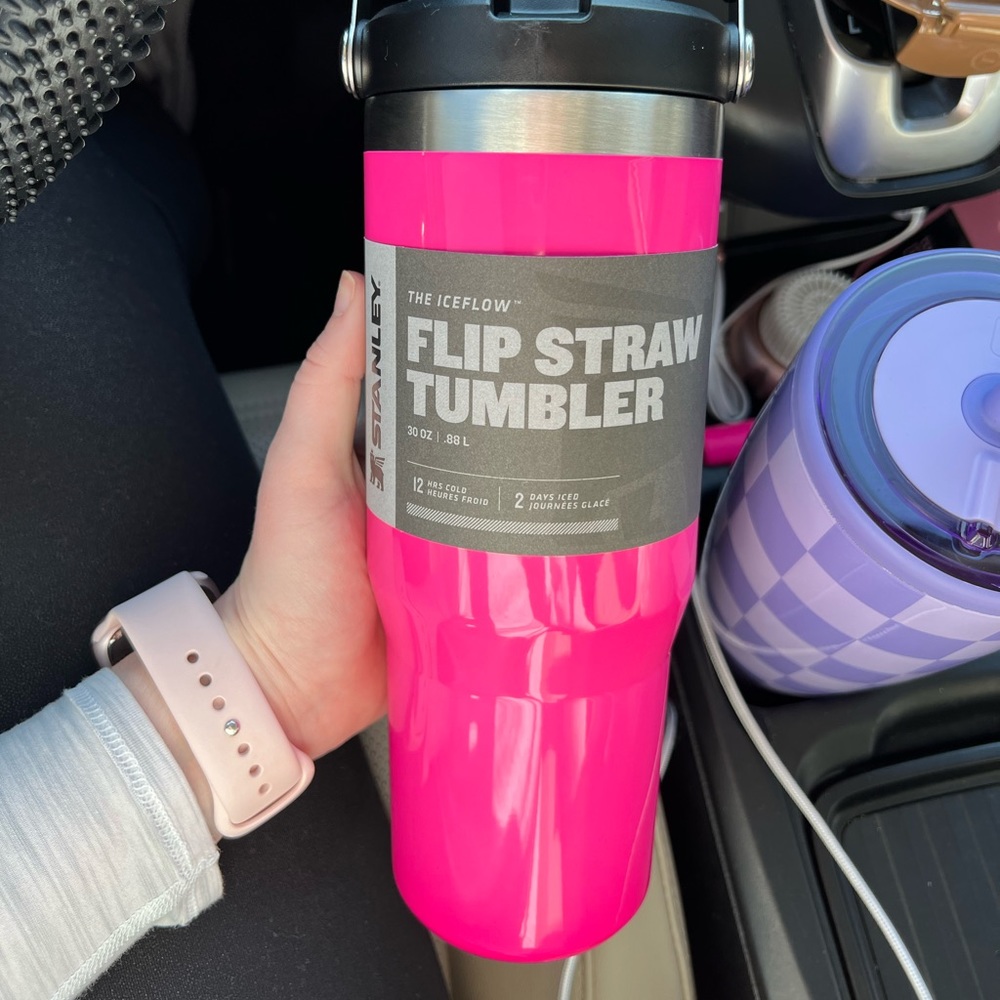 NEW Neon Collection Electric Pink Flip Straw Stanley Cup 30 Oz